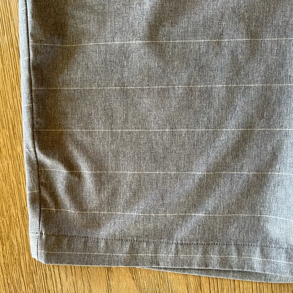 Travis Matthew Performance Shorts - Picture 6 of 6